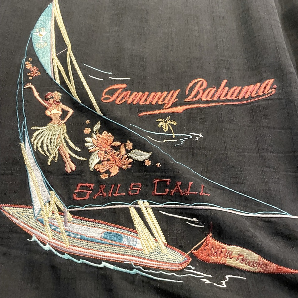 Mens Tommy Bahama shirt medium